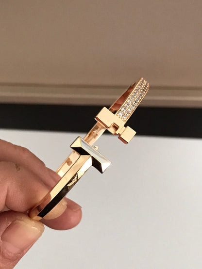 [Hevara Jewelry]T1 WIDE DIAMOND HINGED BANGLE PINK GOLD