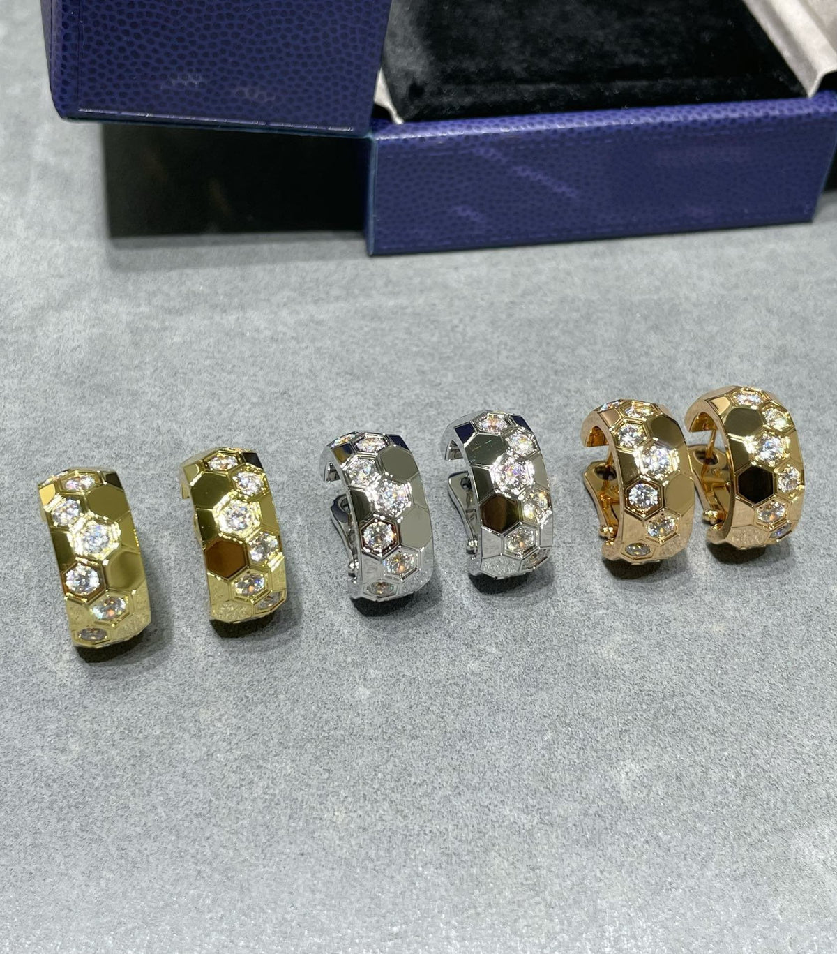 [⭐Hevara Jewelry]BEE LOVE DIAMOND HOOP EARRINGS
