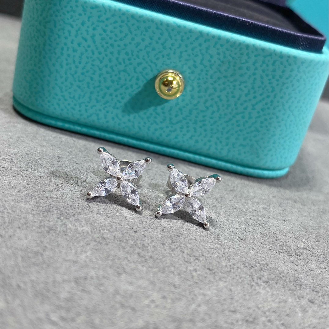 [Hevara Jewelry]VICTORIA SILVER DIAMOND STUD MINI EARRINGS