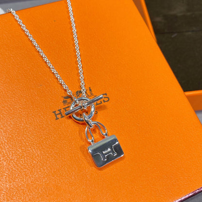 [⭐Hevara Jewelry]CONSTANCE PEDANT SILVER NECKLACE