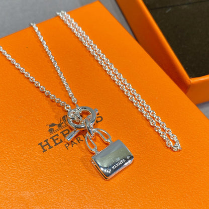 [⭐Hevara Jewelry]CONSTANCE PEDANT SILVER NECKLACE