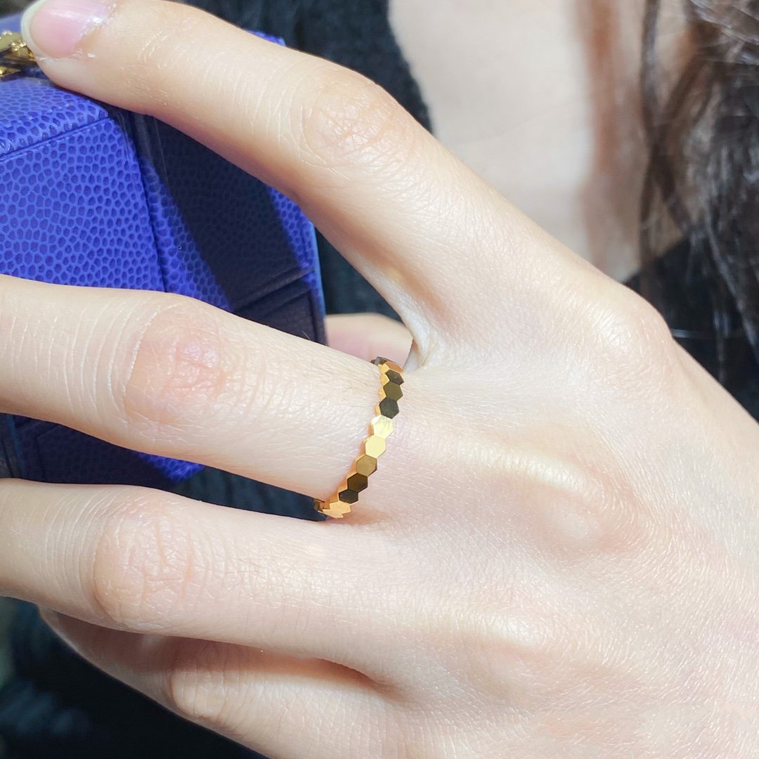 [⭐Hevara Jewelry]BEE LOVE SMALL RING