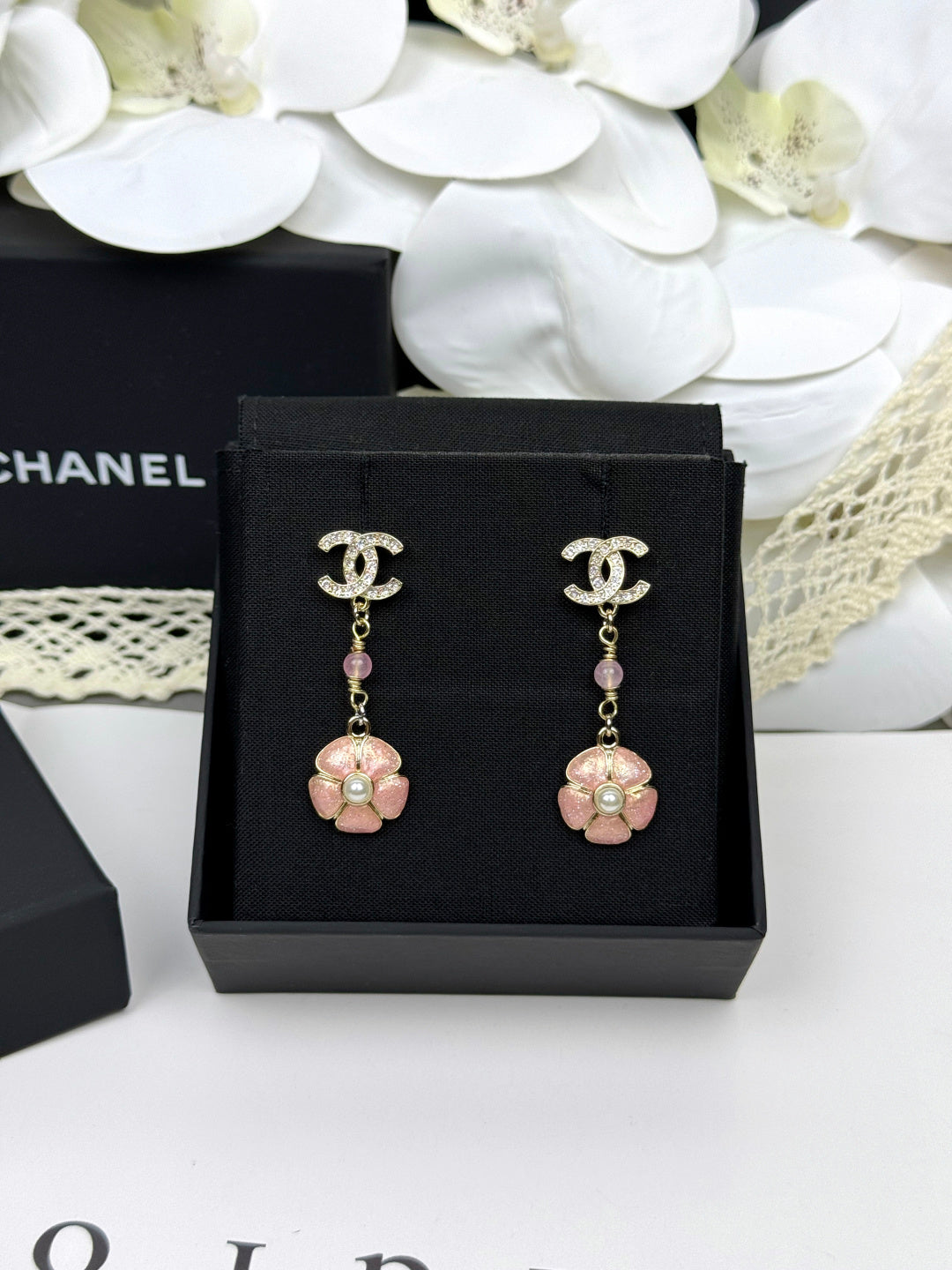 [⭐Hevara Jewelry]26C Pink Camellia Enamel Pendant with Double C Earrings