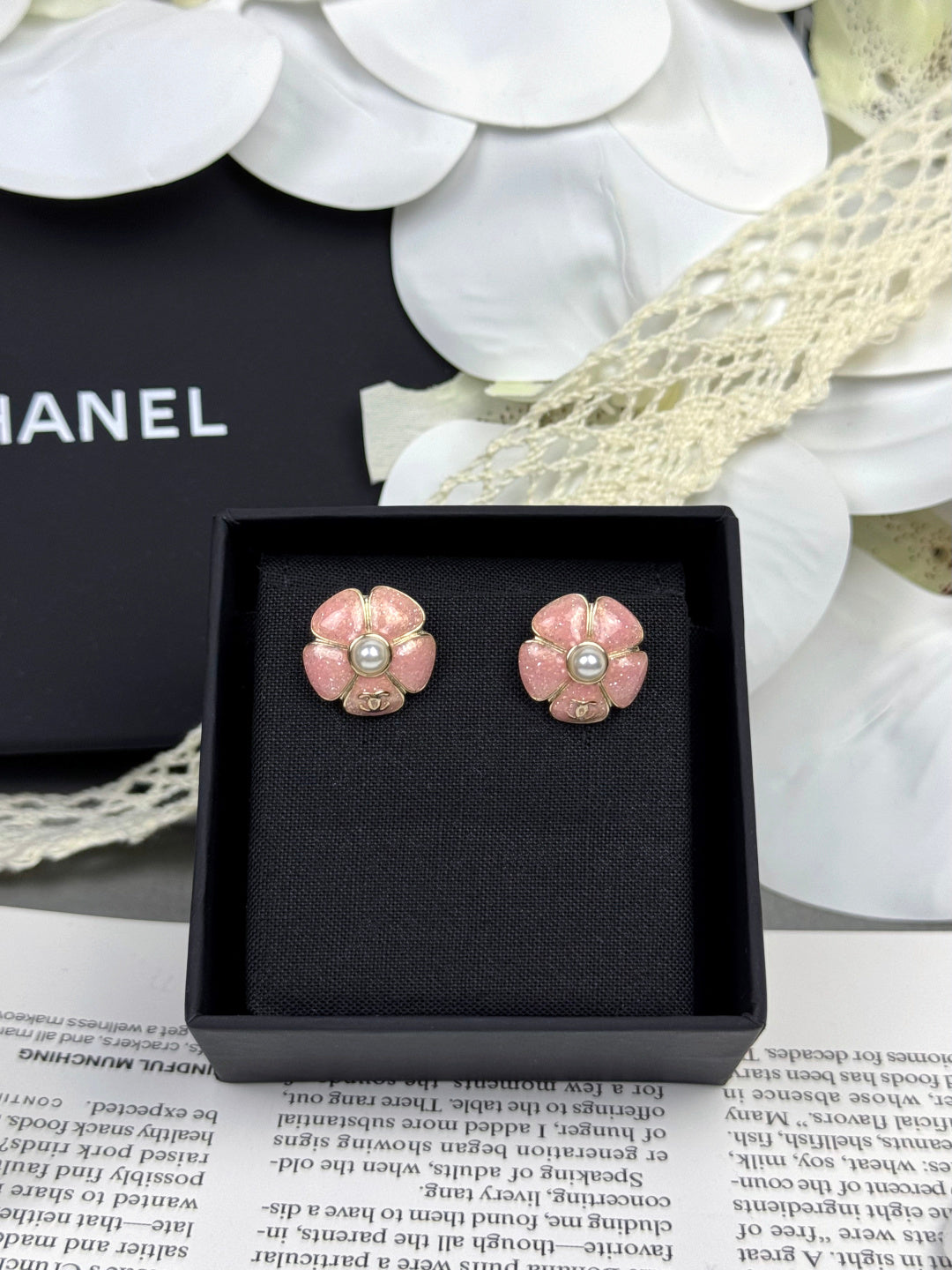 [⭐Hevara Jewelry]26C Pink Camellia Pearl Enamel Stud Earrings