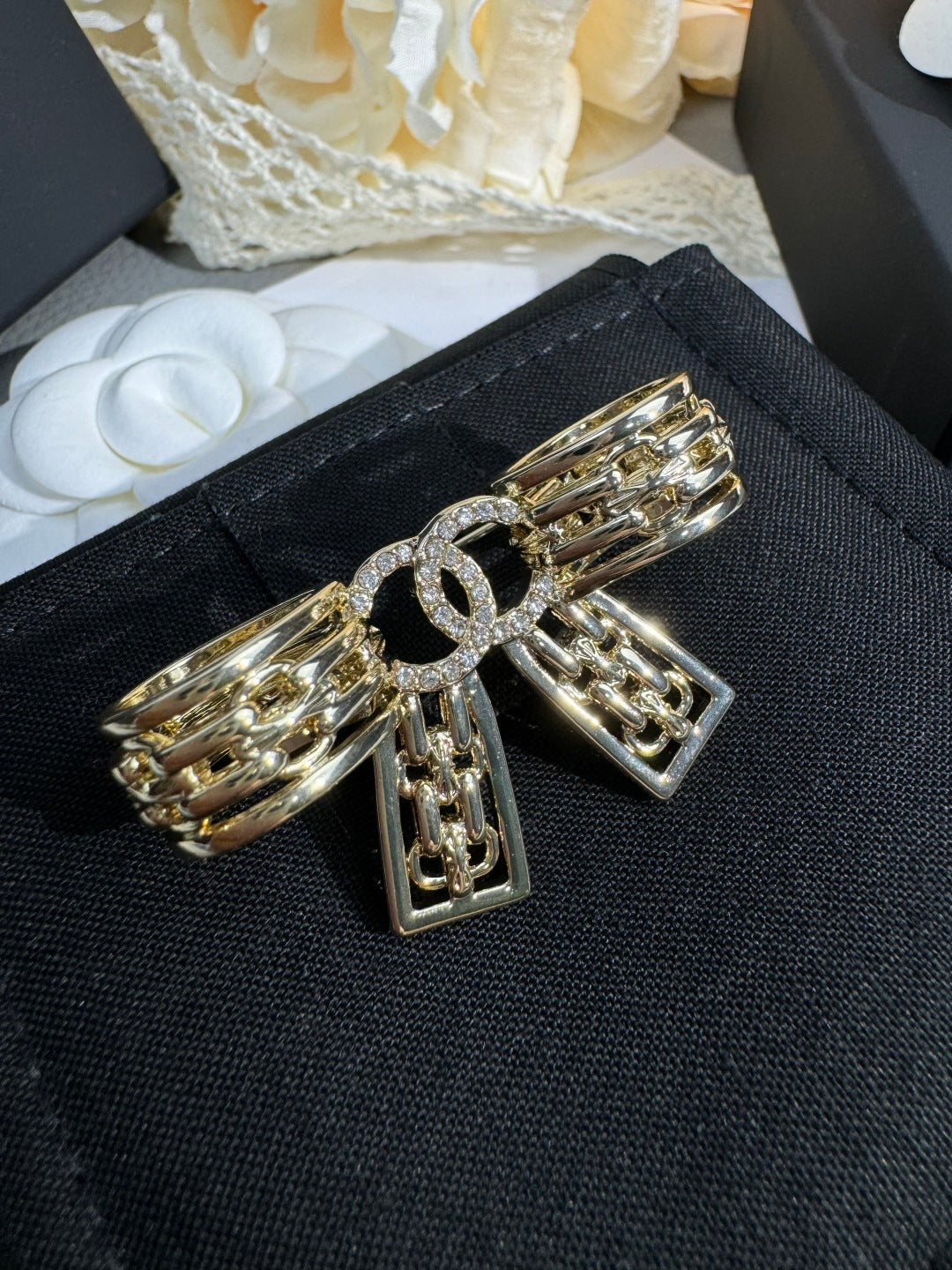 [⭐Hevara Jewelry]25K Hollow Bow Brooch