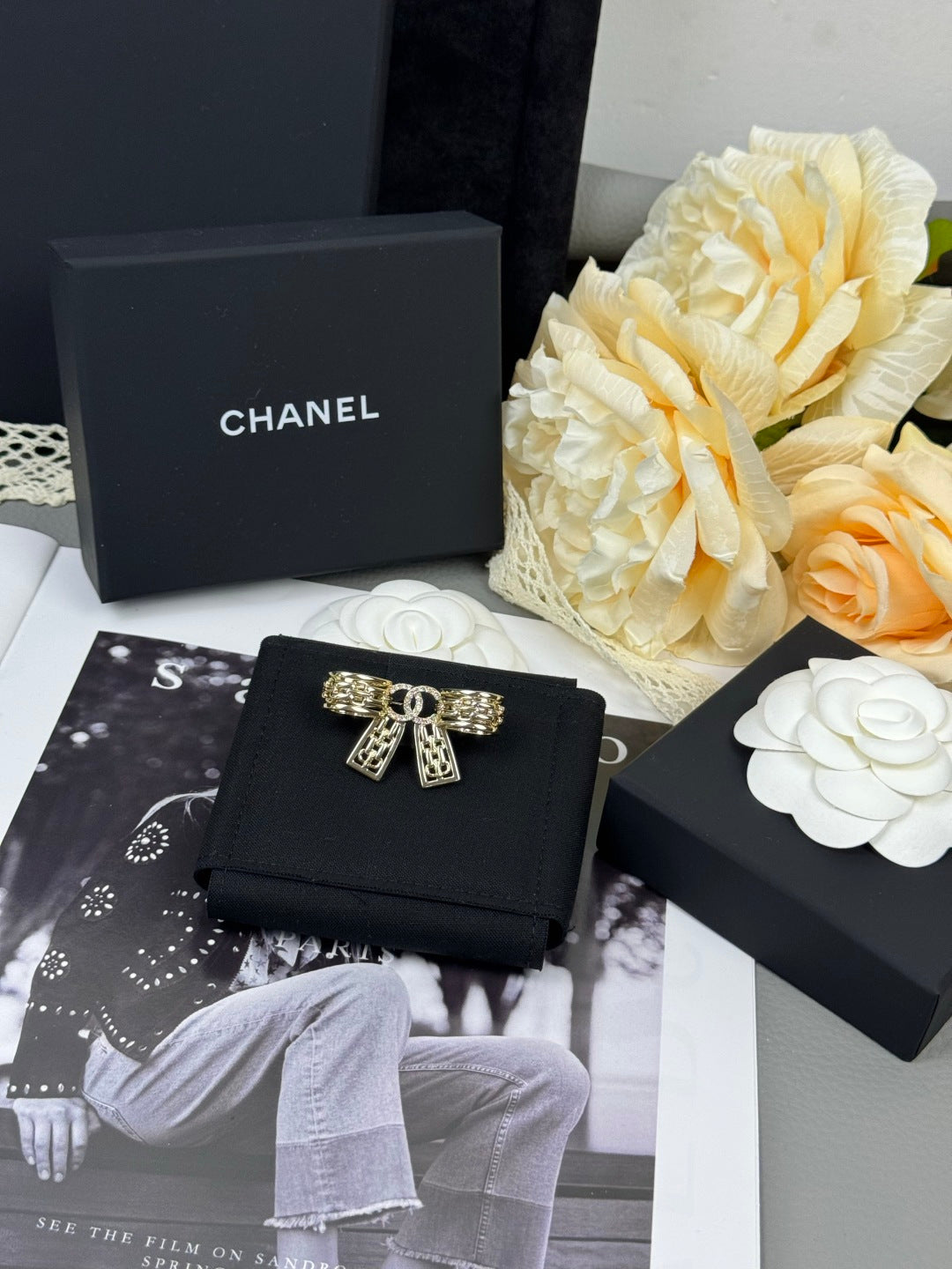 [⭐Hevara Jewelry]25K Hollow Bow Brooch
