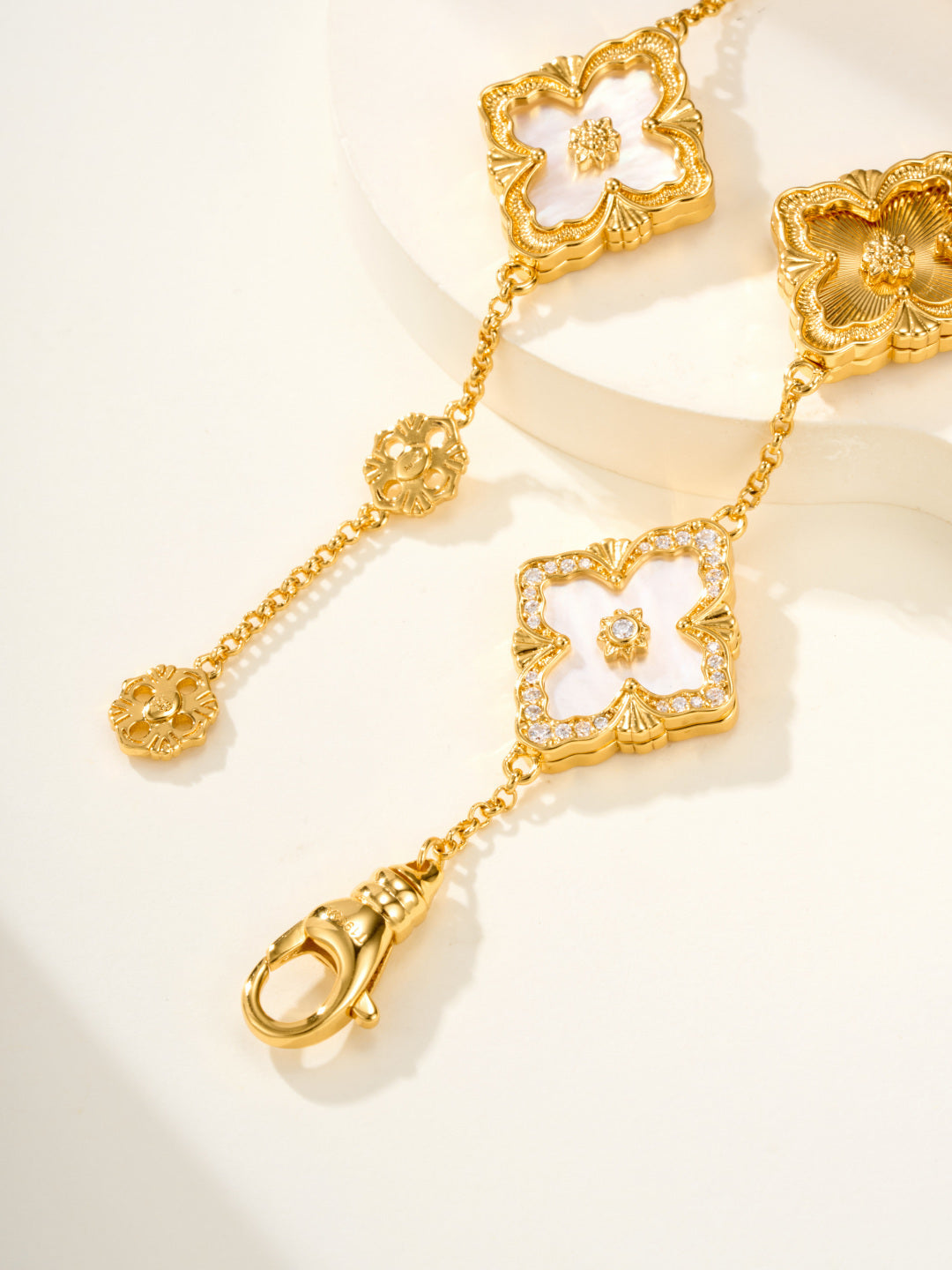 [⭐Hevara Jewelry]B.C.L ENAMELED Five-Flower Bracelet（Various Colors) BIG SIZE
