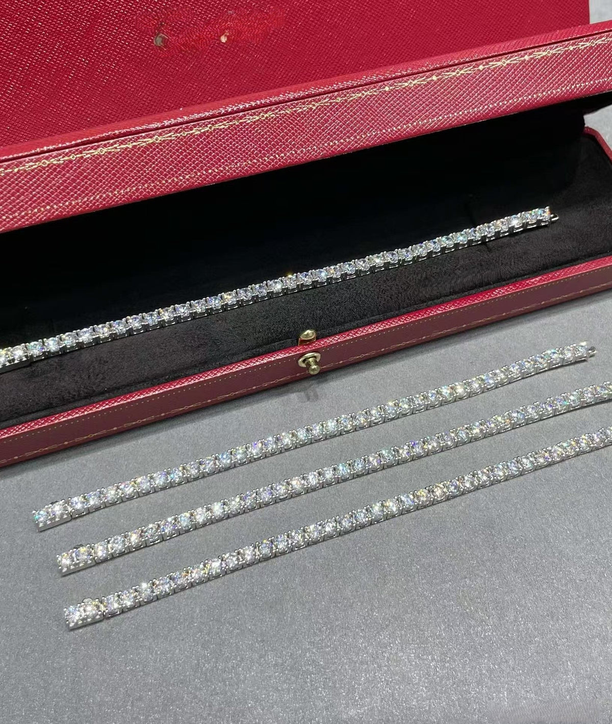 [⭐Hevara Jewelry jewelrys]TENNIS BRACELET WITH FULL DIAMOND SETTING