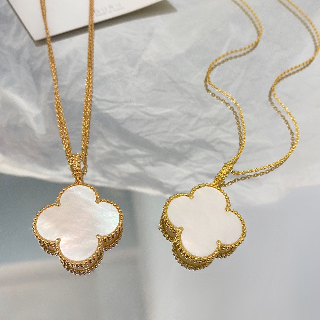[⭐Hevara Jewelry]CLOVER 25MM MOP LARGE PENDANT NECKLACE