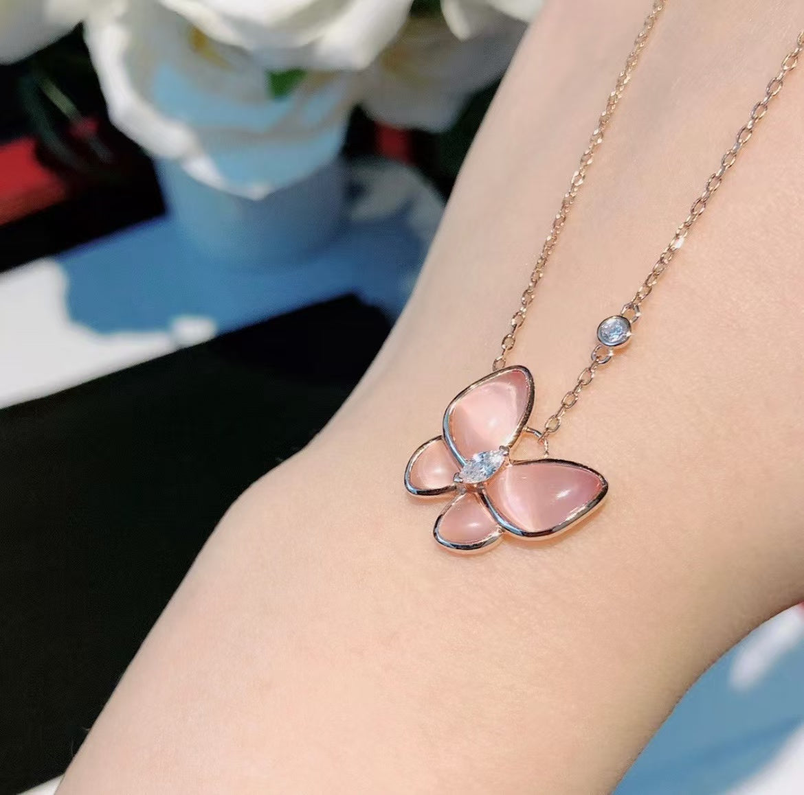 [⭐Hevara Jewelry]BUTTERFLY PINK MOTHER-OF-PEARL DIAMOND NECKLACE