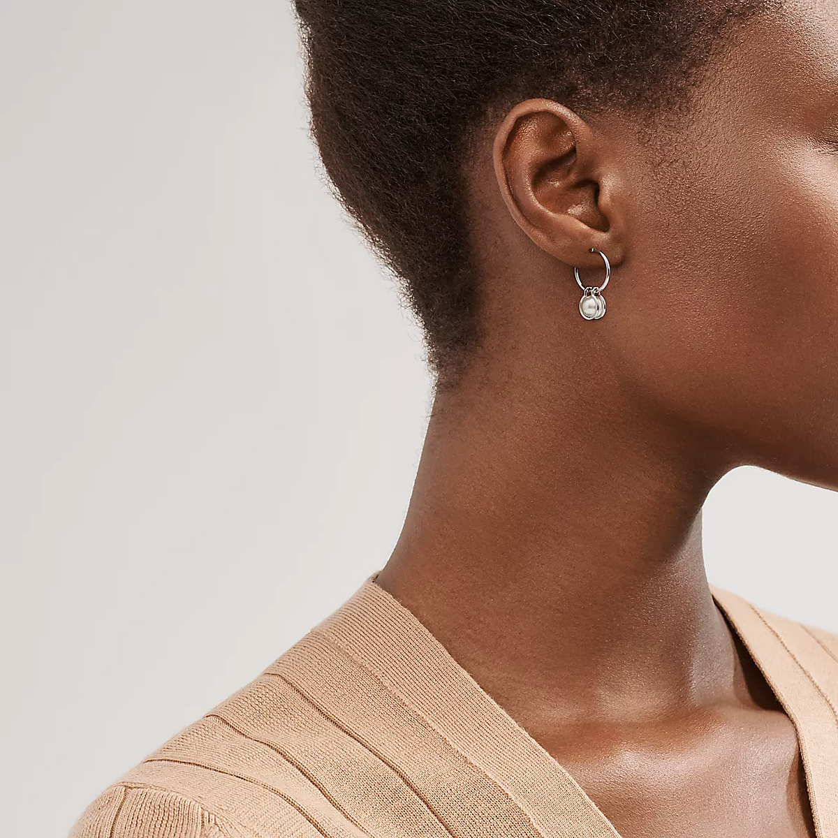 [Hevara Jewelry]PEARL HOOP SILVER EARRINGS