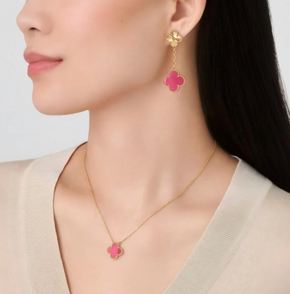 [⭐Hevara Jewelry] NEW CLOVER 15MM PINK ENAMEL NECKLACE
