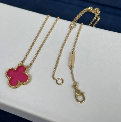 [⭐Hevara Jewelry] NEW CLOVER 15MM PINK ENAMEL NECKLACE