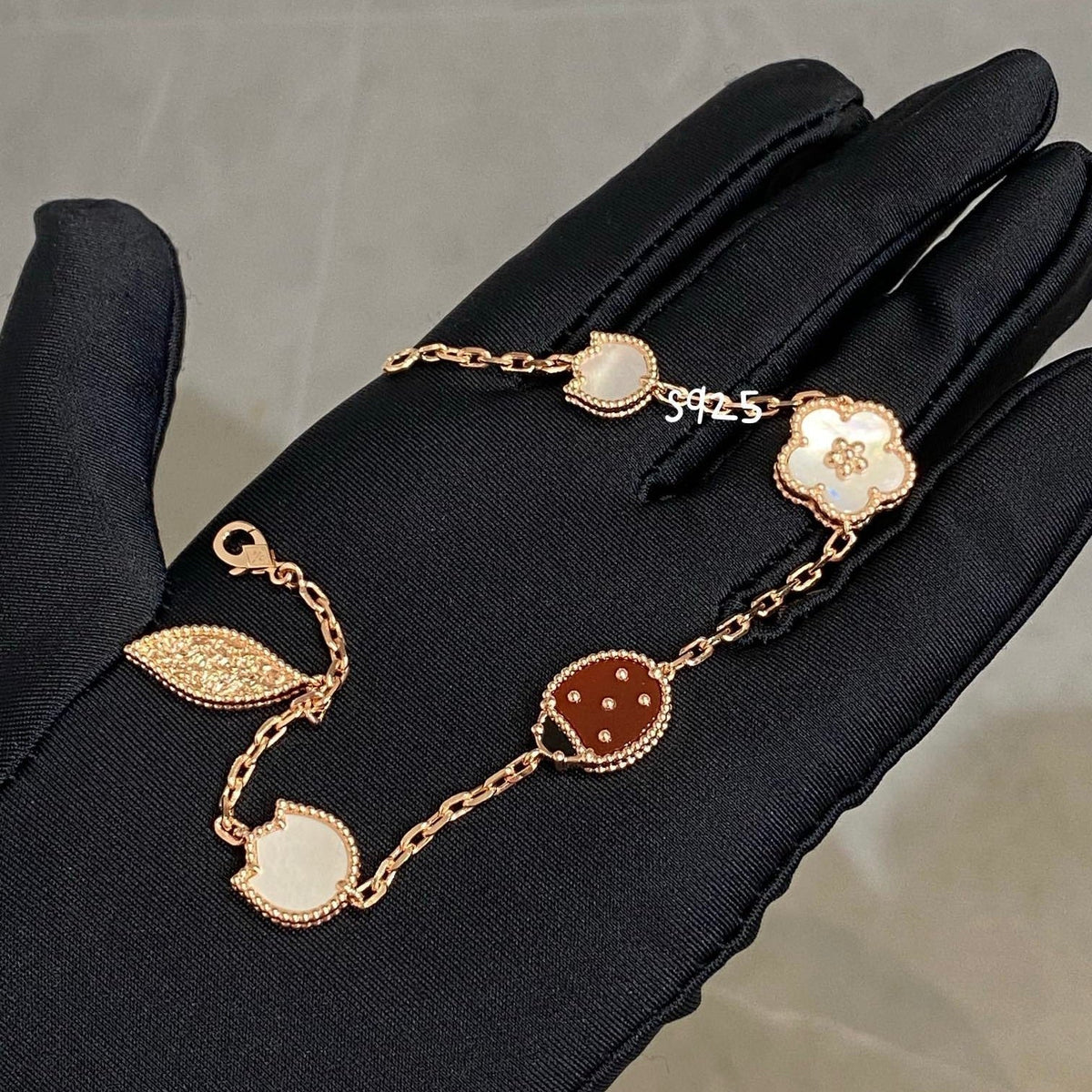 [⭐Hevara Jewelry]LUCKY SPRING 5 MOTIF BRACELET