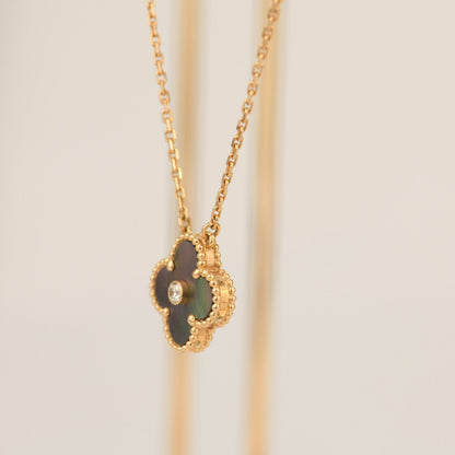 [⭐Hevara Jewelry]CLOVER 15MM DIAMOND AND MOTHER-OF-GREY NECKLACE