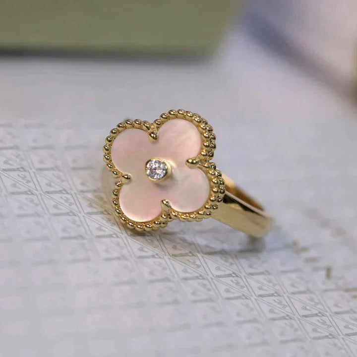 [⭐Hevara Jewelry]CLOVER PINK MOP RING GOLD DIAMOND