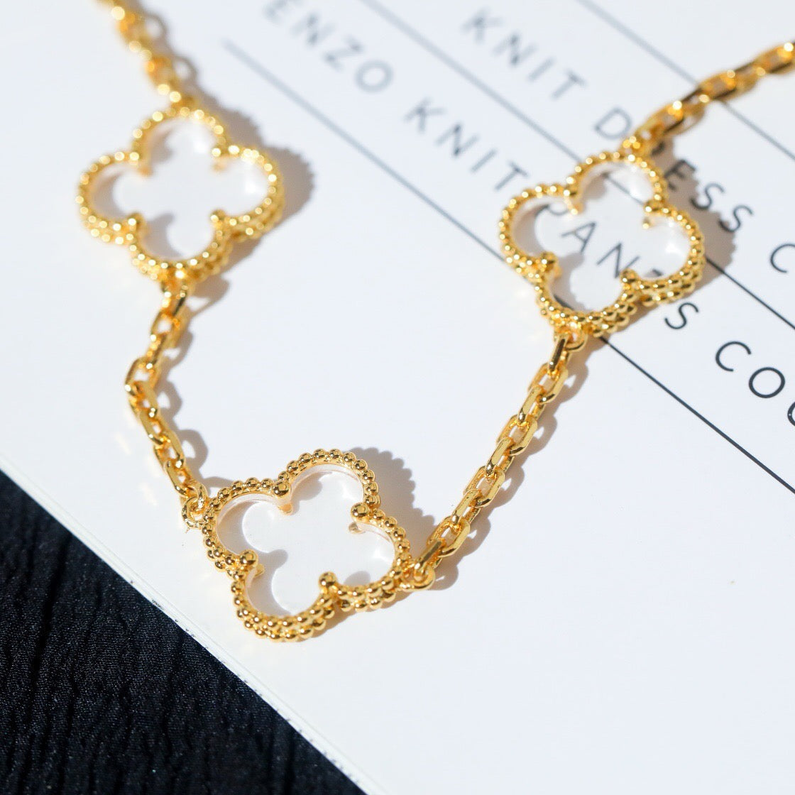 [⭐Hevara Jewelry]CLOVER 5 MOTIF ROCK CRYSTAL BRACELET
