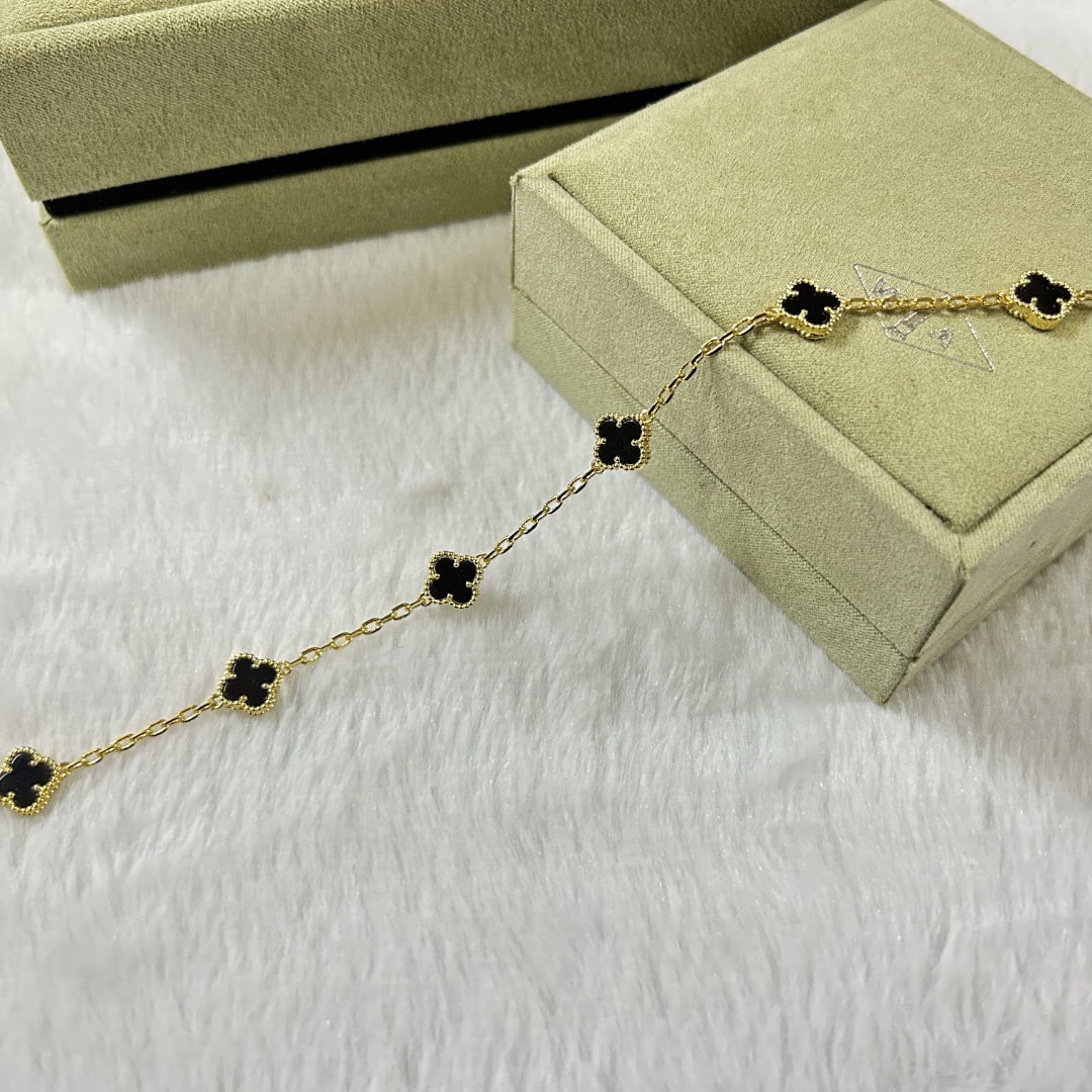 [⭐Hevara Jewelry]CLOVER 6 MOTIF  ONYXS BRACELET