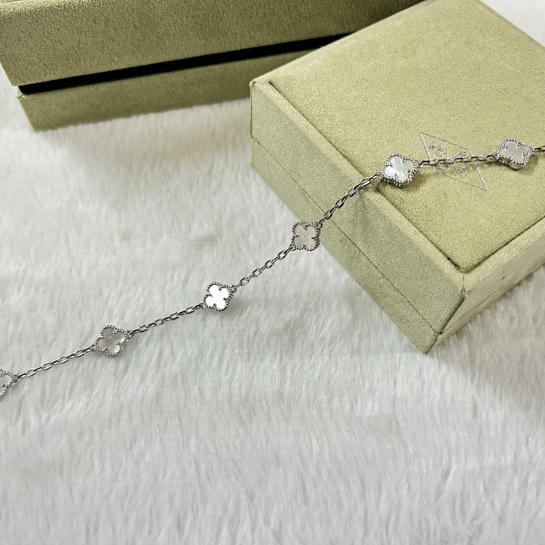 [⭐Hevara Jewelry]CLOVER 6 MOTIF WHITE MOP BRACELET