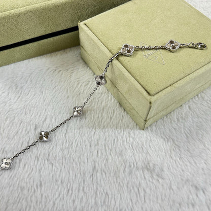 [⭐Hevara Jewelry]CLOVER 6 MOTIF DIAMOND BRACELET
