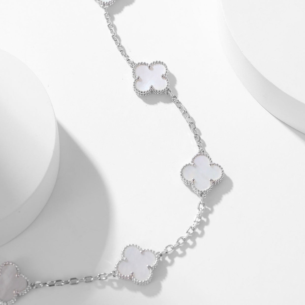[⭐Hevara Jewelry]CLOVER 10 MOTIFS WHITE MOTHER OF PEARL NECKLACE