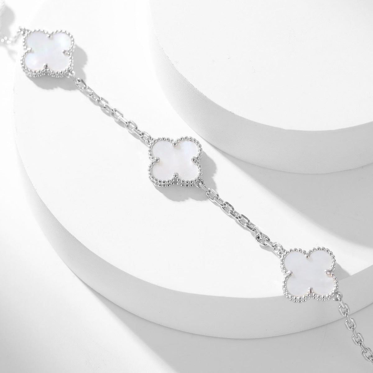 [⭐Hevara Jewelry]CLOVER 10 MOTIFS WHITE MOTHER OF PEARL NECKLACE