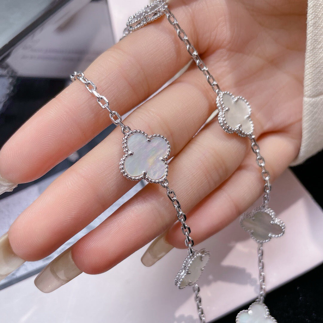 [⭐Hevara Jewelry]CLOVER 10 MOTIFS WHITE MOTHER OF PEARL NECKLACE