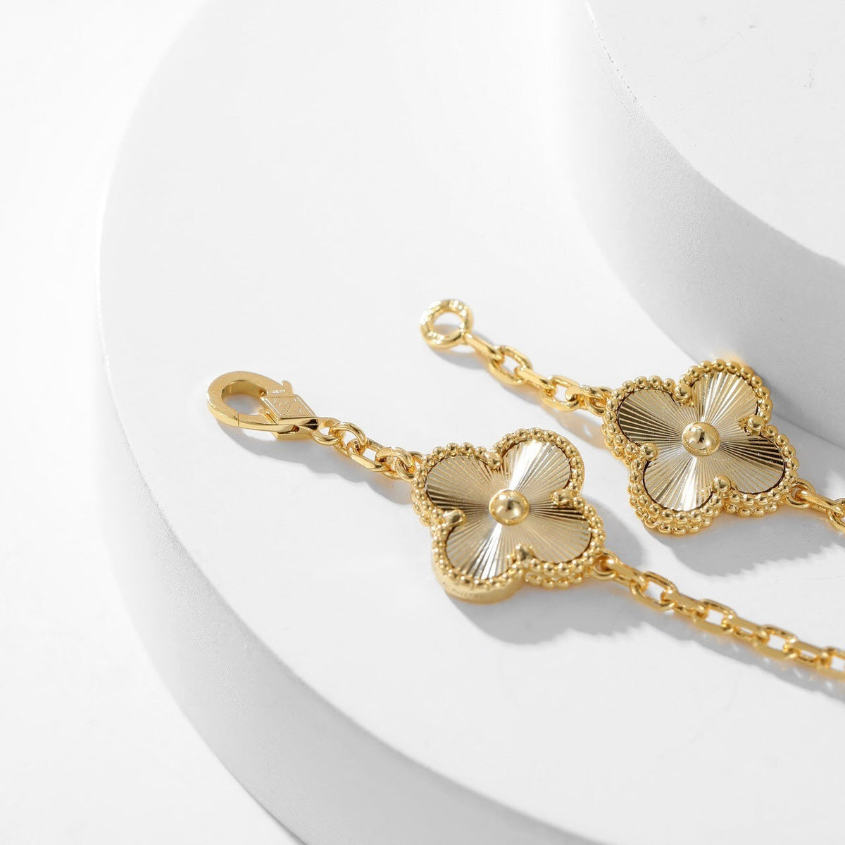 [⭐Hevara Jewelry]CLOVER 10 MOTIFS LASER NECKLACE
