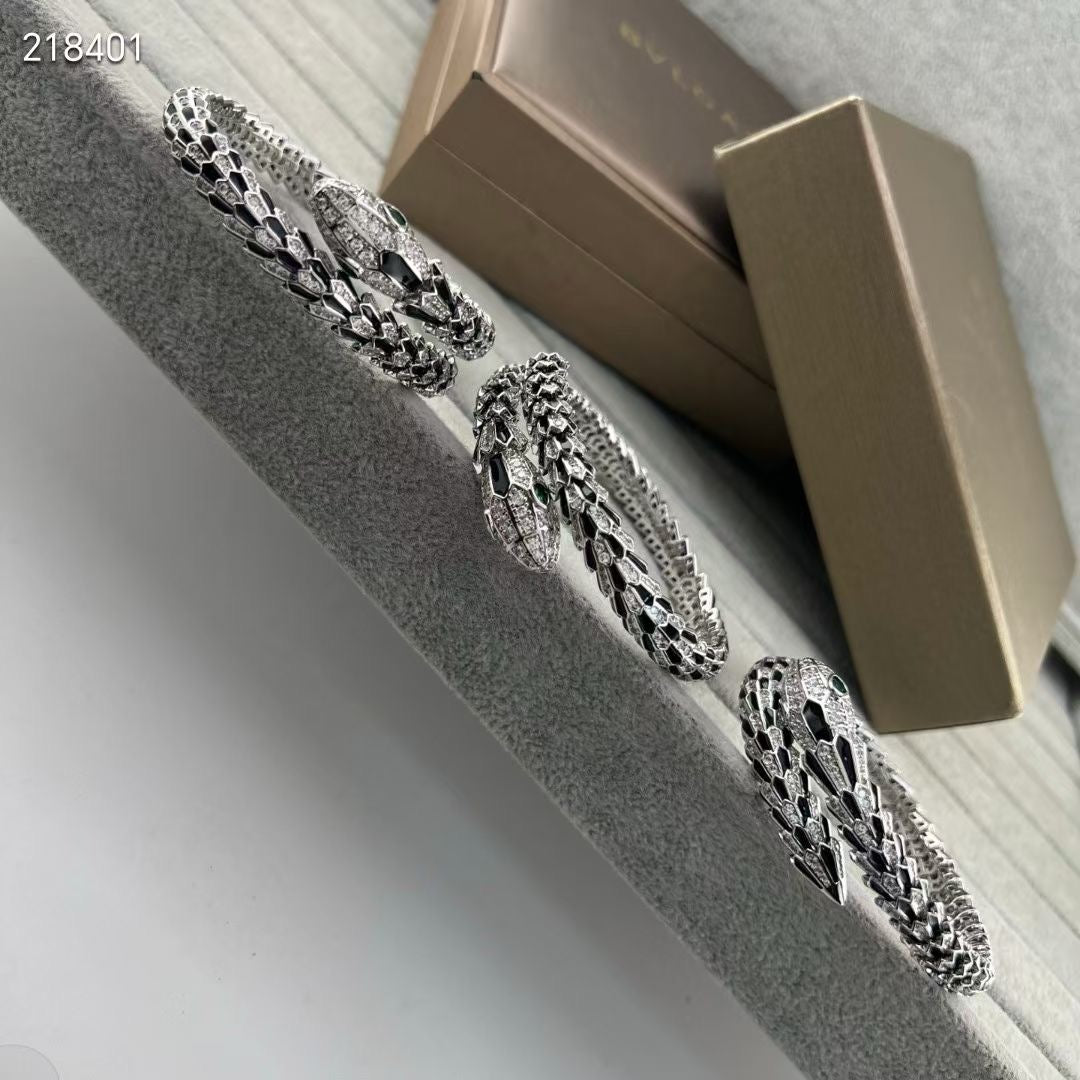 [⭐Hevara Jewelry]NEW OBSIDIAN & DIAMOND SERPENT BRACELET
