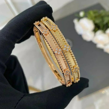 [⭐Hevara Jewelry]CLOVER BRACELET 4MM DIAMONDS