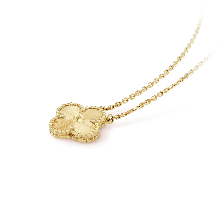 [⭐Hevara Jewelry]CLOVER 15MM LASER NECKLACE