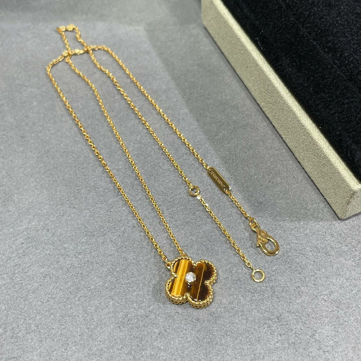 [⭐Hevara Jewelry]CLOVER 15MM DIAMOND AND YELLOW TIGER'S EYE AGATE necklace