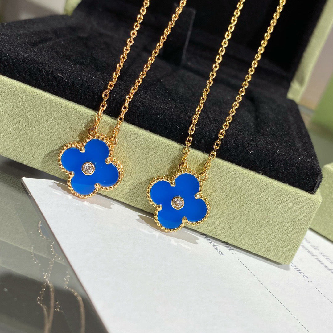 [⭐Hevara Jewelry]CLOVER 15MM DIAMOND AND BLUE AGATE NECKLACE