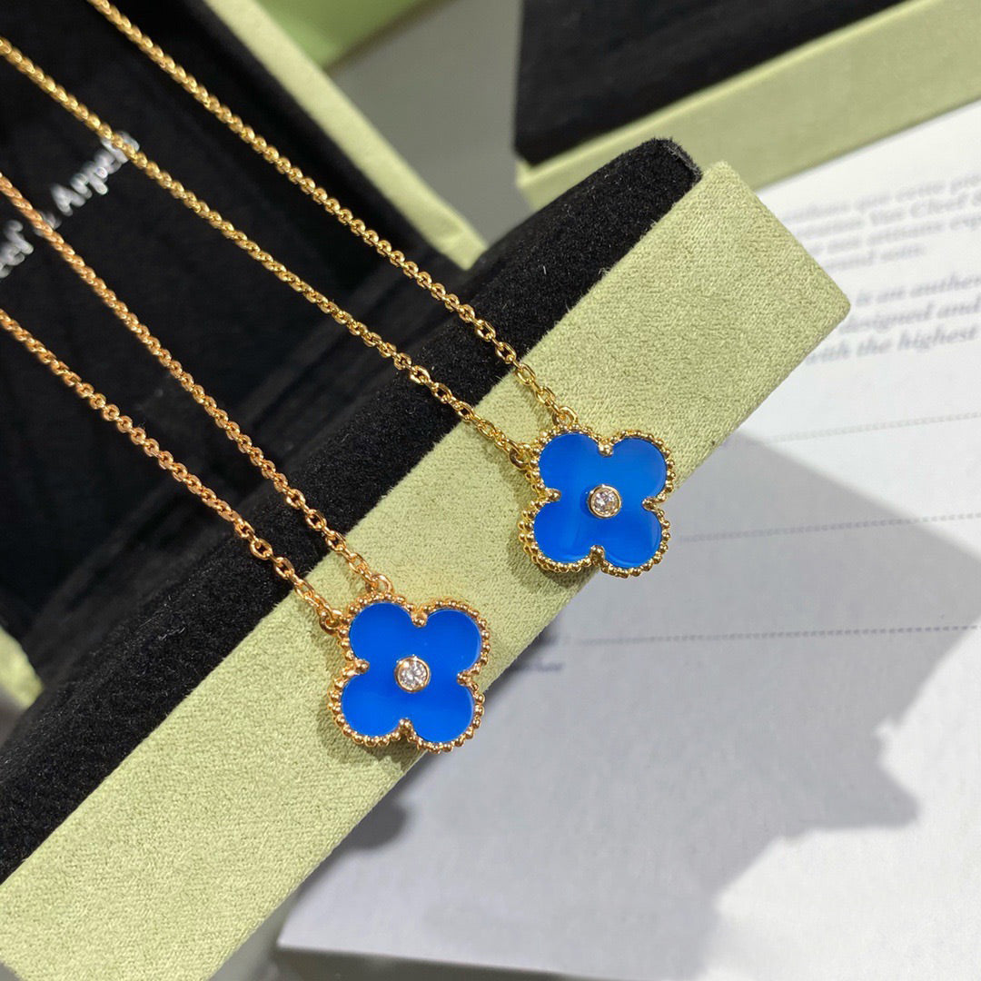 [⭐Hevara Jewelry]CLOVER 15MM DIAMOND AND BLUE AGATE NECKLACE