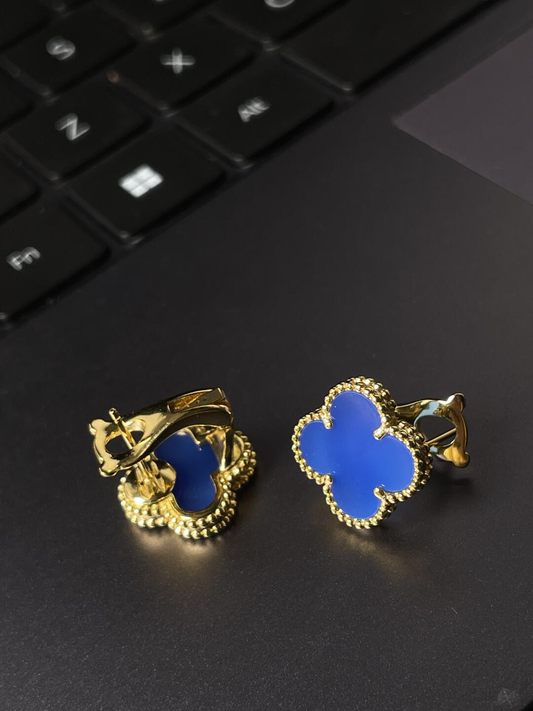[⭐Hevara Jewelry] CLOVER LARGE (20mm) 1 MOTIFS BLUE MOP STUD EARRINGS