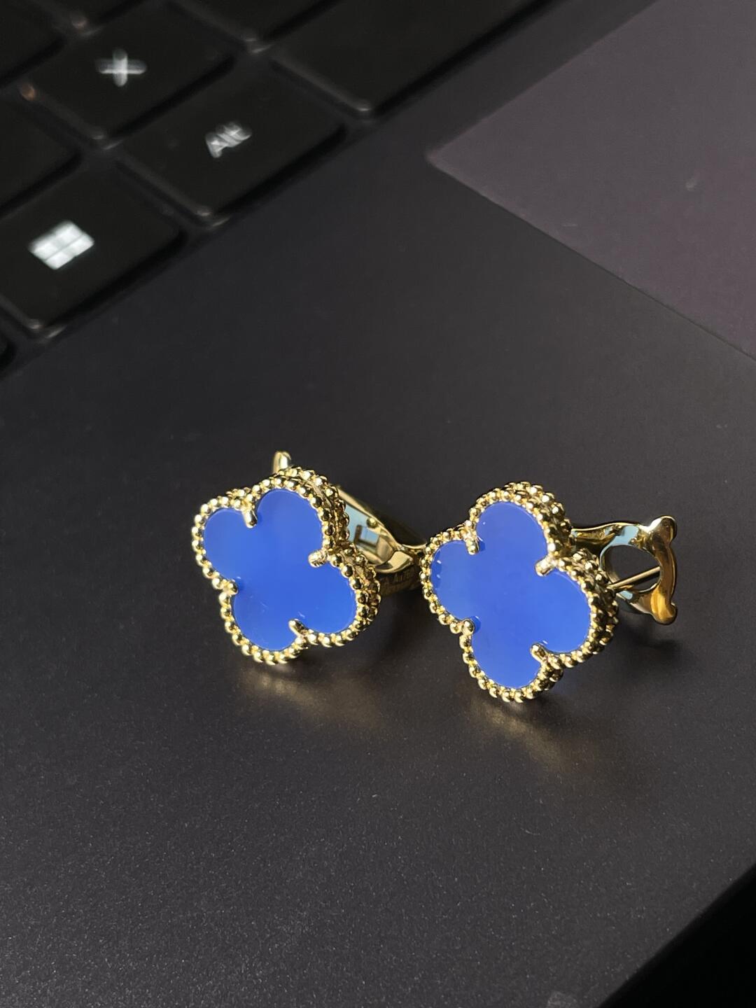 [⭐Hevara Jewelry] CLOVER LARGE (20mm) 1 MOTIFS BLUE MOP STUD EARRINGS