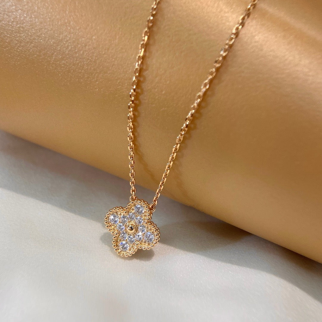 [⭐Hevara Jewelry]CLOVER 15MM DIAMOND SINGLE FLOWER NECKLACE