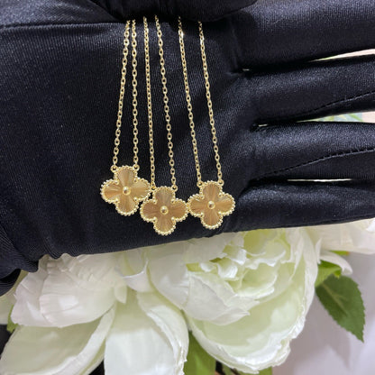 [⭐Hevara Jewelry]CLOVER 15MM LASER NECKLACE