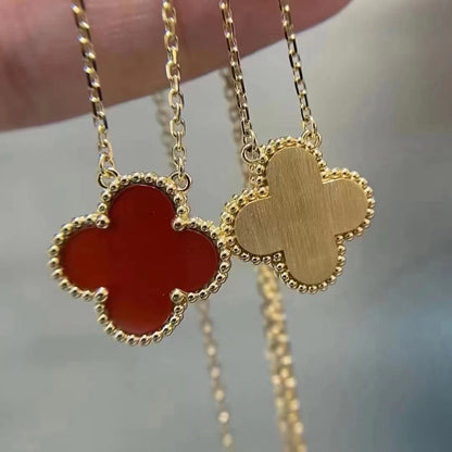 [⭐Hevara Jewelry]CLOVER 15MM CARNELIAN SINGLE FLOWER NECKLACE