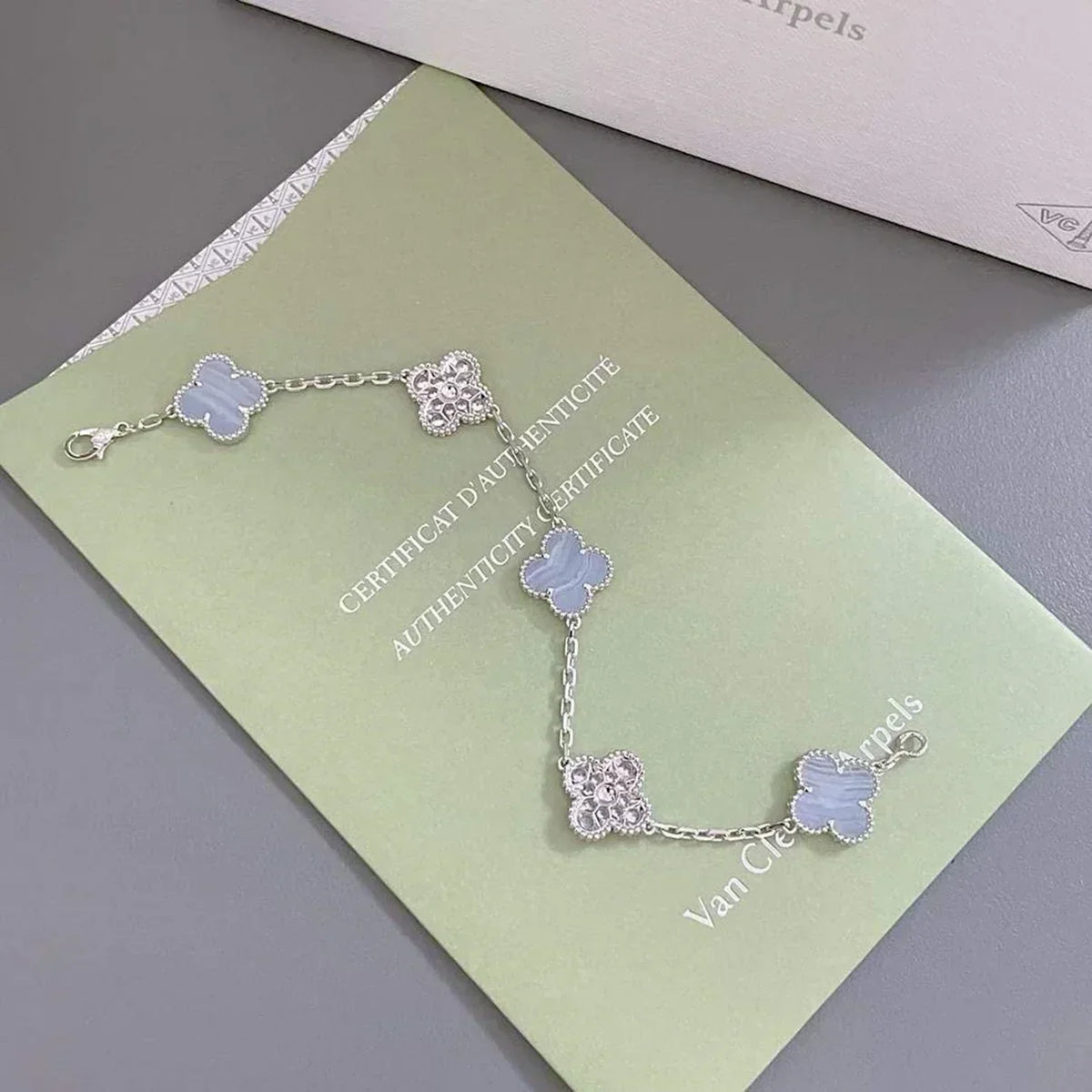 [⭐Hevara Jewelry] CLOVER 5 MOTIF PURPLE CHALCEDONY BRACELET COLLECTION
