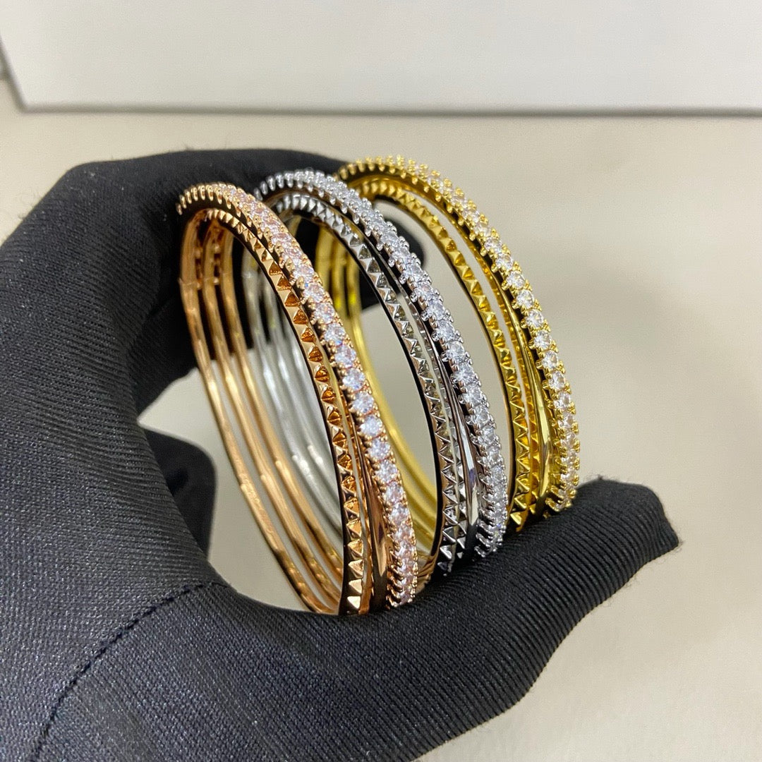 [⭐Hevara Jewelry]ETINCELLE HALF-PAVED DIAMOND BRACELET