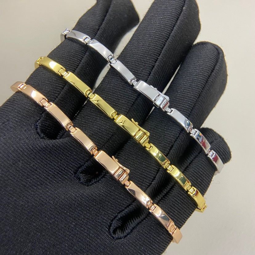 [⭐Hevara Jewelry]PANTHERE HALF DIAMOND ON CHAIN BRACELET