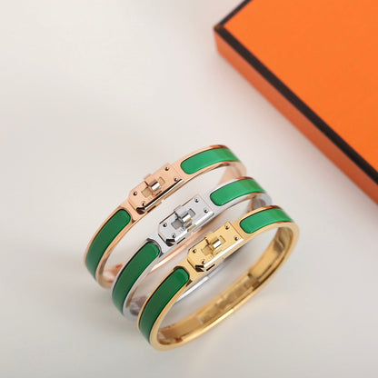 [⭐Hevara Jewelry]HM KELLY GREEN BRACELET