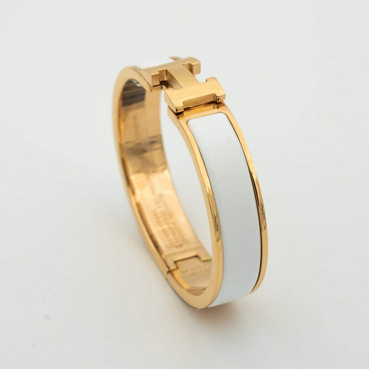 [⭐Hevara Jewelry]H WHITE BRACELET