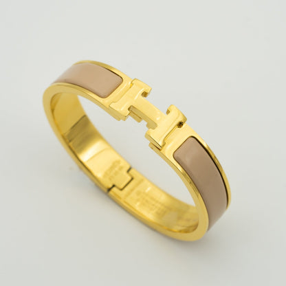 [⭐Hevara Jewelry]H GREY BRACELET