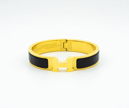 [⭐Hevara Jewelry]H BLACK BRACELET