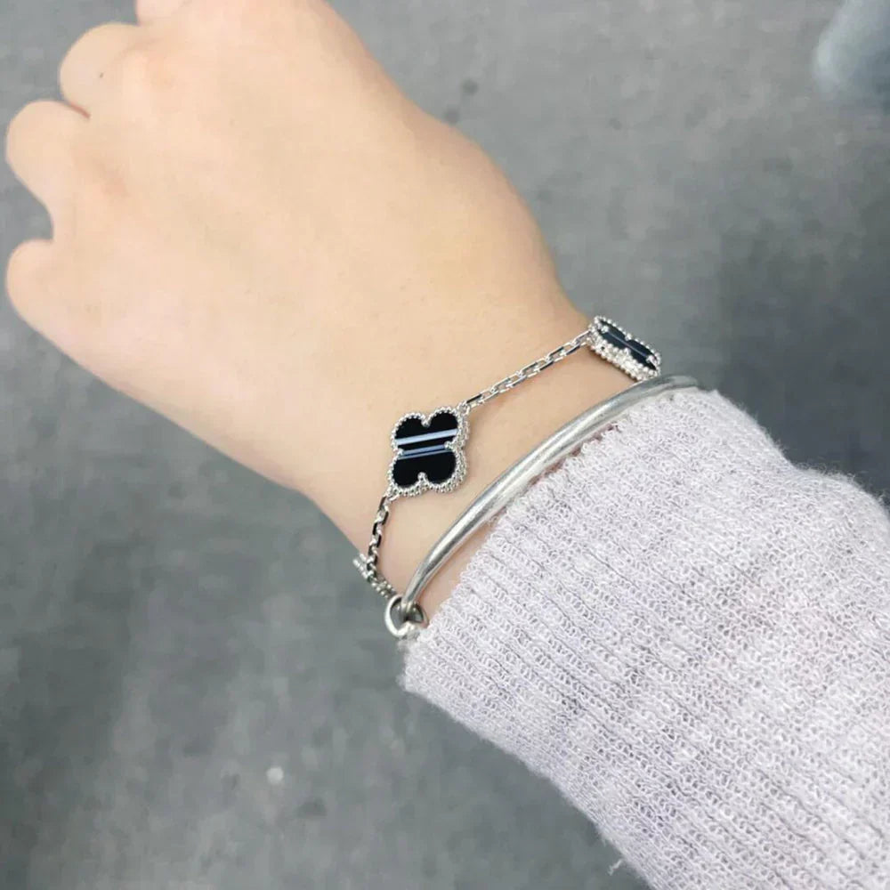 [⭐Hevara Jewelry] CLOVER 5 MOTIF PULSAR STONE BRACELET COLLECTION