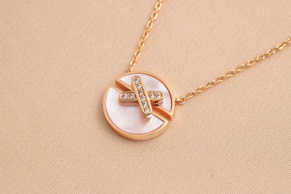 [⭐Hevara Jewelry]JEUX DE PINK GOLD DIAMOND NECKLACE