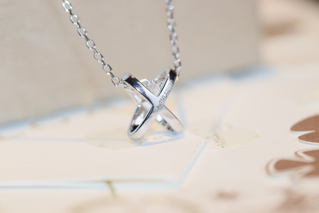 [⭐Hevara Jewelry]JEUX DE DIAMOND NECKLACE