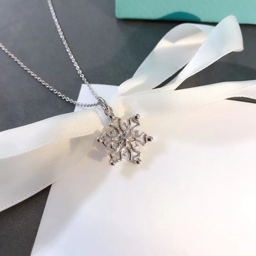 [Hevara Jewelry]STERLING SILVER SNOWFLAKE PENDANT NECKLACE